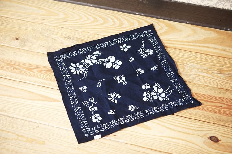 藍染鈴蘭花開雙面方巾42*42