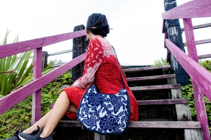 藍染夾棉月亮彎包