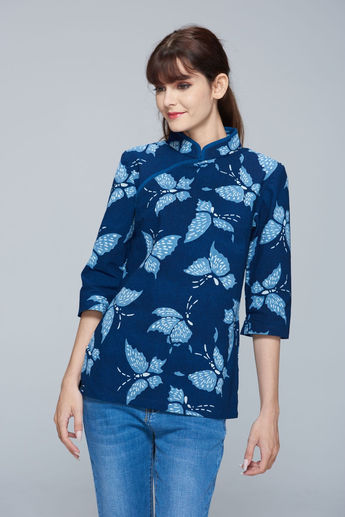 藍染蝴蝶旗袍上衣（三峽）