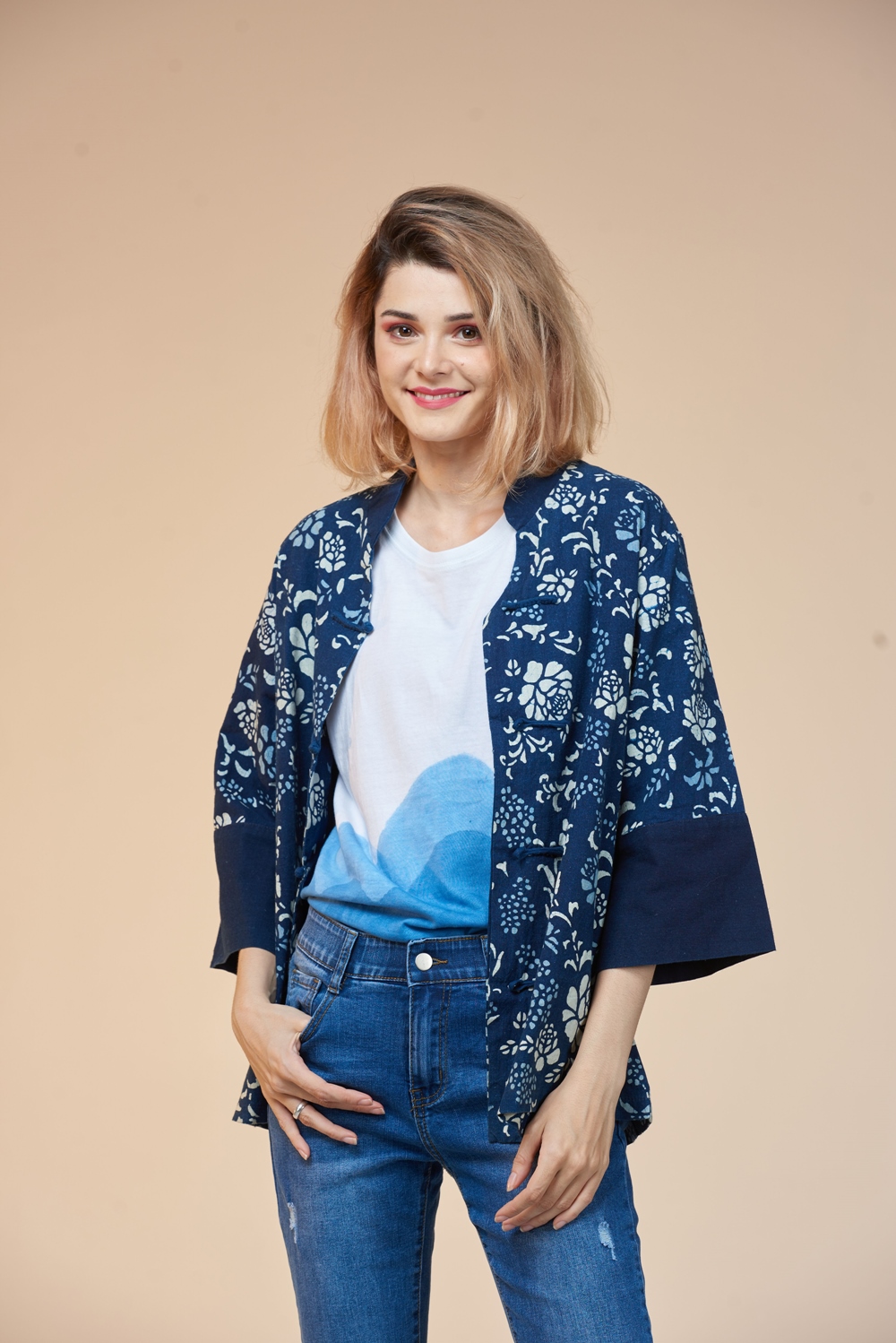 三色玫瑰對襟外套F襯衫.外罩衫