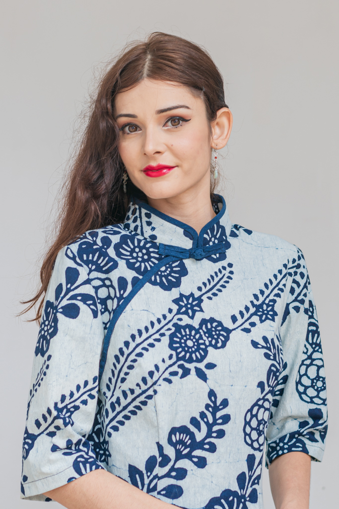 藍染白玫瑰長旗袍