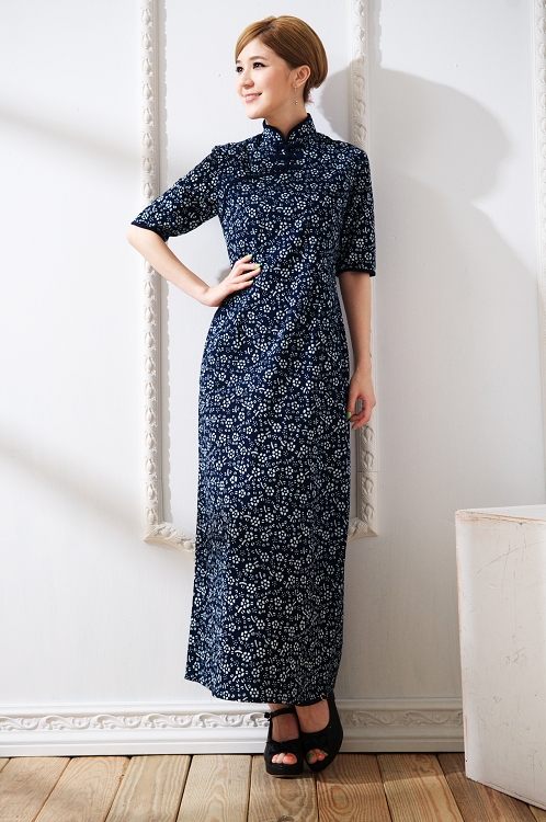 藍小花中扣紐長旗袍～最後兩件