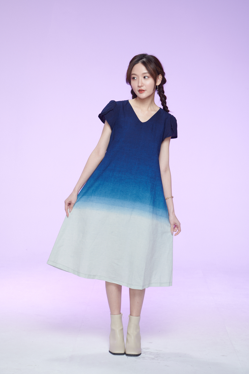 漸層染V領洋裝