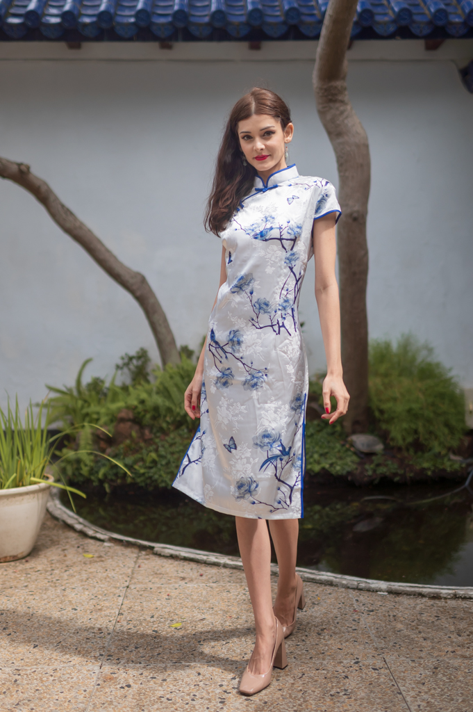 青花瓷絲質旗袍XXL最後一件