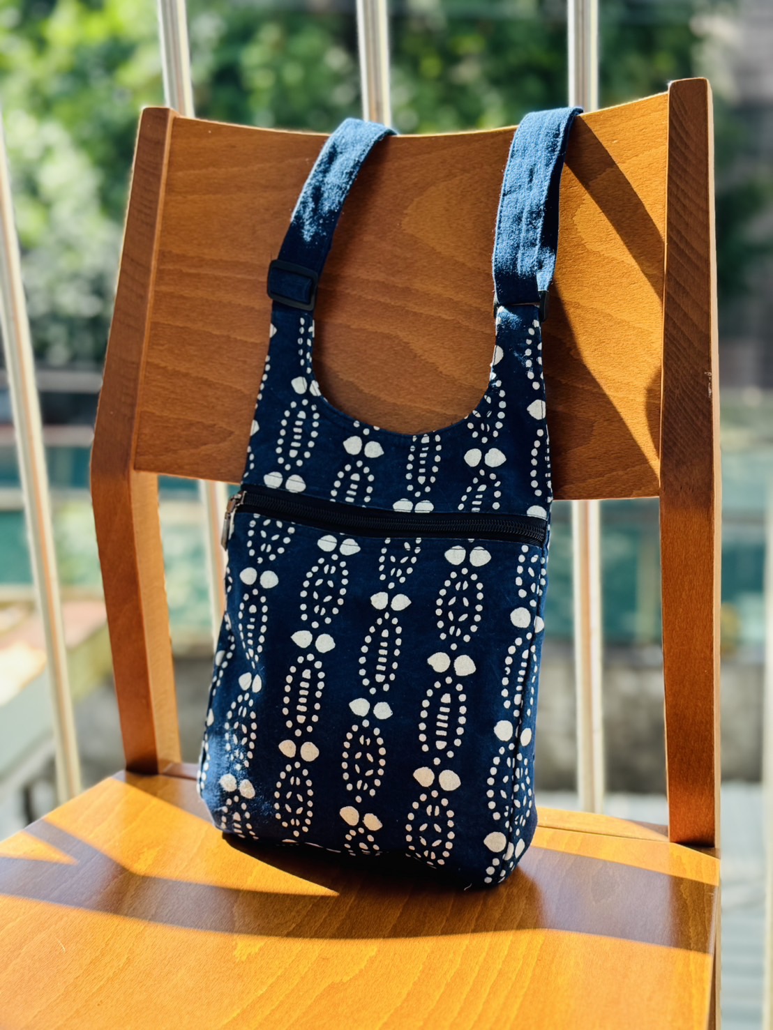 藍染拉鍊護照包/貼身包～帶長可調