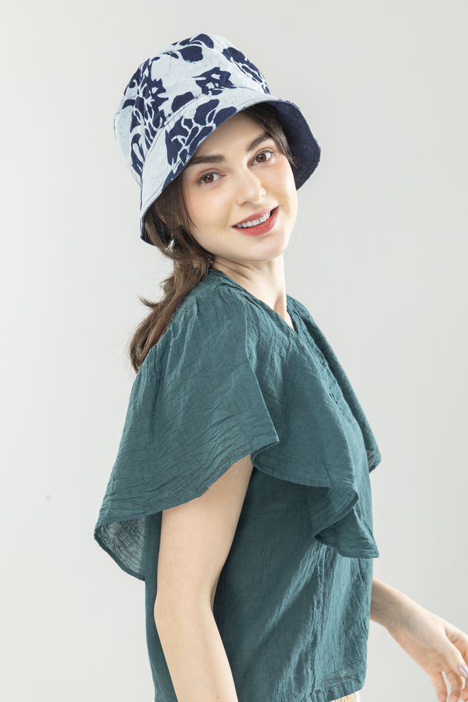 藍染白牡丹雙面漁夫帽