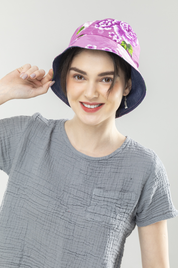 純棉灰上衣～特價999