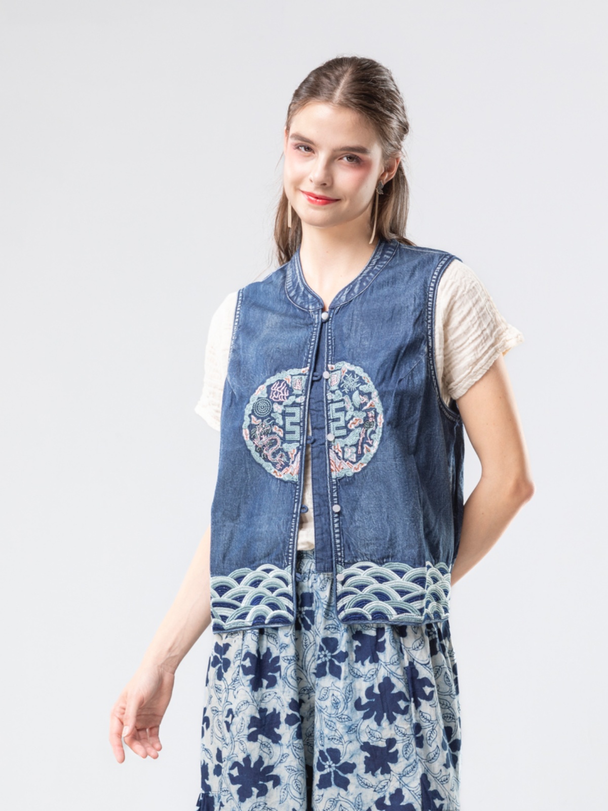 雲海繡花馬甲～Ｆ