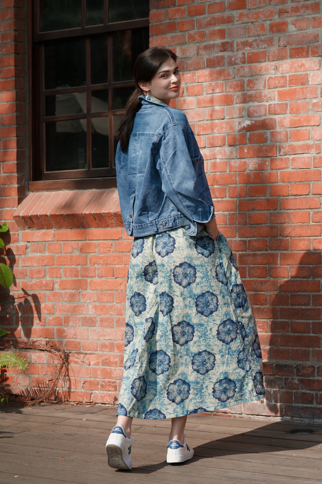 團花Ａ字裙～Ｆ輕盈