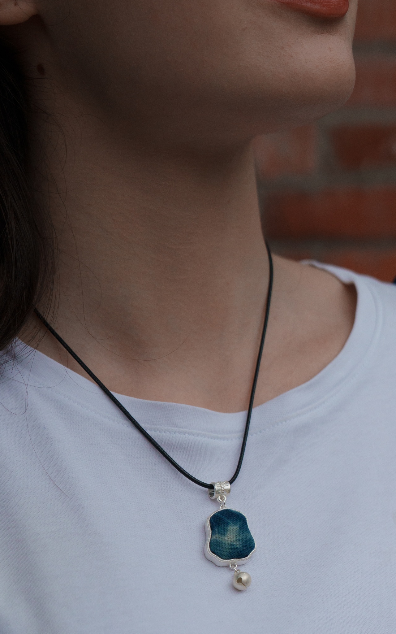 藍染布項鍊～附皮繩